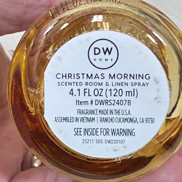 DW HOME Christmas Morning | Room & Linen Spray SOLD OUT - Picture 3 of 4
